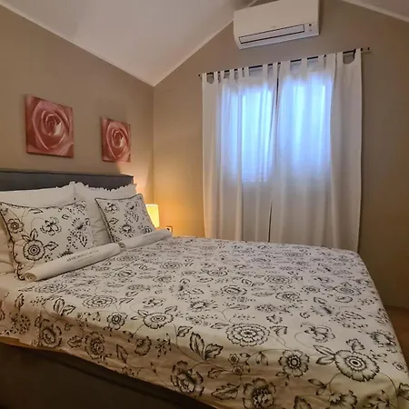 Gacina Apartment