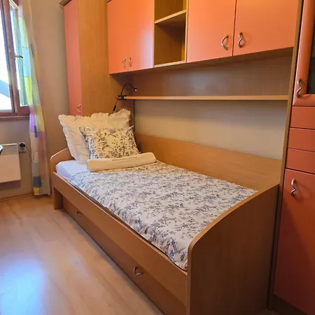Gacina Apartment *